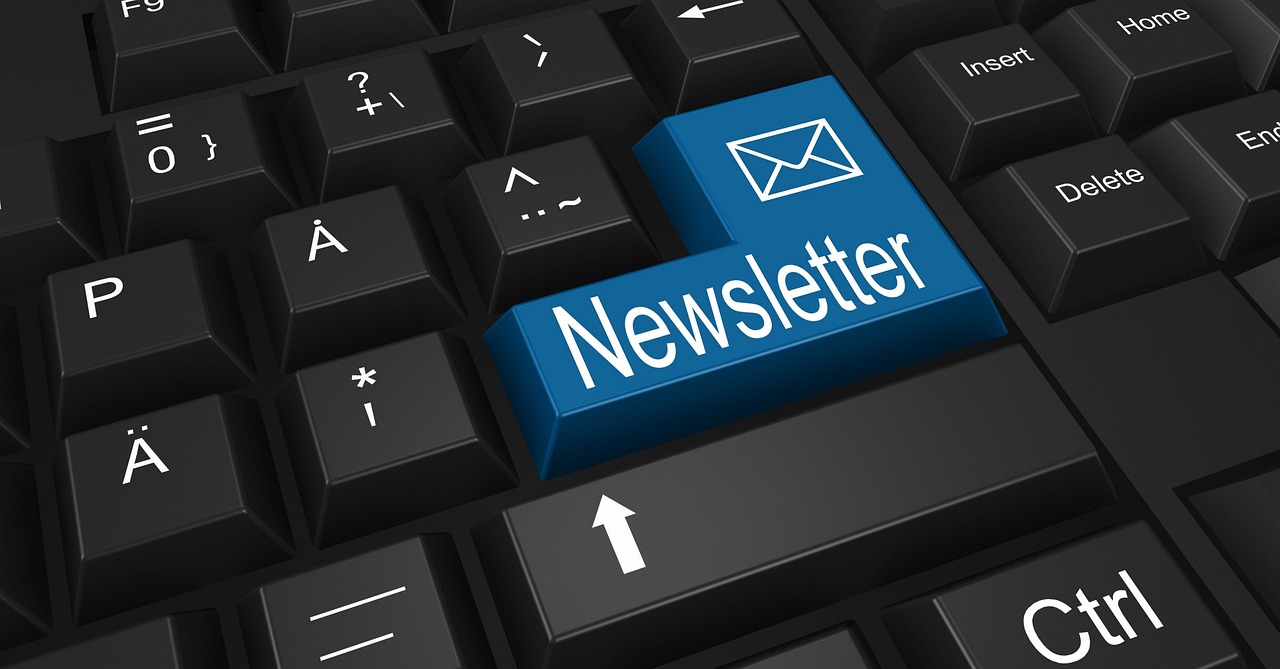 email marketing laptop